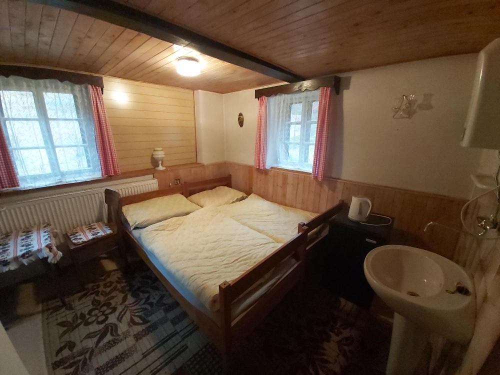 Ubytovani V Retro Chalupe Na Vecnosti Tanvald Exterior photo